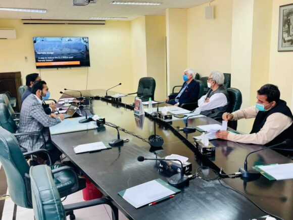 Minister National Food Security & Research Syed Fakhar Imam called on to Managing director Haji Sons, Tahir Saleemi to learn about the hermetic technology